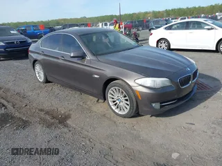 2013 BMW 5 Series 535i xDrive with VIN WBAFU7C53DDU77547, listed as a IAAI auction lot 42086487 with 183,738 mi miles and . Bid and sale history available at carsss.com. Image 1.