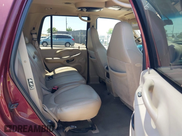 2001 Ford Expedition Eddie Bauer with VIN 1FMEU17W61LB69297, listed as a IAAI auction lot 42658961 with 73,334 mi miles and . Bid and sale history available at DreamBid. Image 8.
