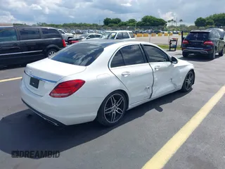 2016 Mercedes-Benz C 300 z VIN WDDWF4JB4GR172222, wystawiony jako IAAI lot #42562817 z przebiegiem 73 561 mil mil oraz . Historia ofert i sprzedaży dostępna na DreamBid. Obrazek 4.