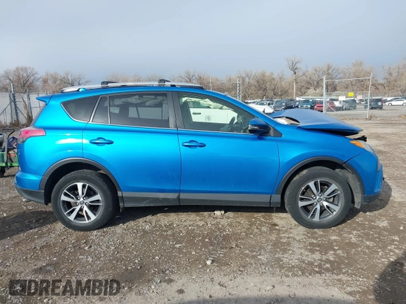 2016 Toyota RAV4 XLE with VIN JTMRFREV4GD186580, listed as a IAAI auction lot 40916703 with 117,120 mi miles and . Bid and sale history available at DreamBid. Image 13.