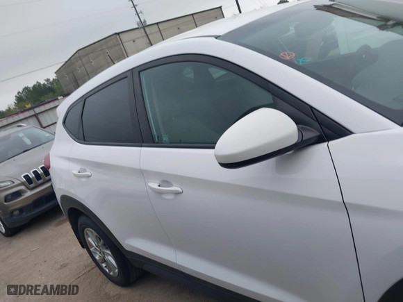 2016 Hyundai Tucson SE with VIN KM8J23A4XGU238521, listed as a IAAI auction lot 41886259 with 126,974 mi miles. Bid and sale history available at carsss.com. Image 13.