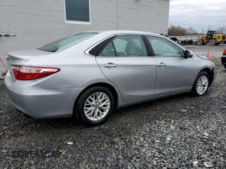 2017 Toyota Camry XLE z VIN 4T1BF1FK1HU694283, wystawiony jako Copart lot #51788175 z przebiegiem 94 249 mil mil oraz Szkoda całkowita • Salvage title. Historia ofert i sprzedaży dostępna na DreamBid. Obrazek 3.