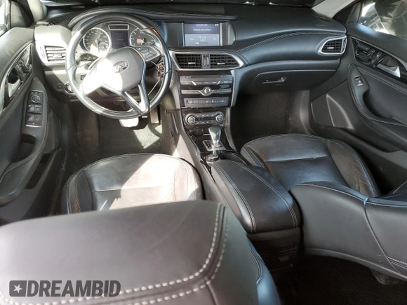 2017 Infiniti QX30 Luxury z VIN SJKCH5CR1HA037364, wystawiony jako Copart lot #44723845 z przebiegiem 82 453 mil mil oraz Szkoda całkowita • Salvage title. Historia ofert i sprzedaży dostępna na DreamBid. Obrazek 8.