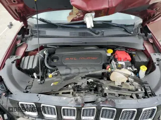 2021 Jeep Compass Latitude z VIN 3C4NJDBB4MT593377, wystawiony jako Copart lot #53428805 z przebiegiem 69 453 mil mil oraz Szkoda całkowita • Salvage title. Historia ofert i sprzedaży dostępna na DreamBid. Obrazek 12.