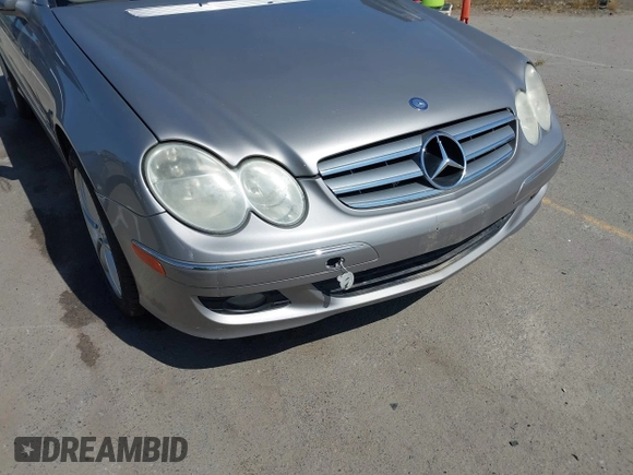 2007 Mercedes-Benz CLK-Class 3.5L with VIN WDBTJ56H47F215889, listed as a IAAI auction lot 42109563 with 106,593 mi miles. Bid and sale history available at carsss.com. Image 14.
