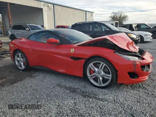 2019 Ferrari Portofino z VIN ZFF89FPA7K0241990, wystawiony jako Copart lot #87166084 z przebiegiem 5445 mil mil oraz Szkody całkowita. Historia ofert i sprzedaży dostępna na DreamBid. Obrazek 4.