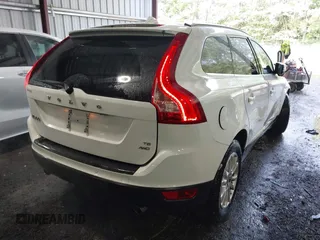 2010 Volvo XC60 3.0T with VIN YV4992DZ6A2029023, listed as a IAAI auction lot 42319458 with 165,757 mi miles and . Bid and sale history available at DreamBid. Image 4.