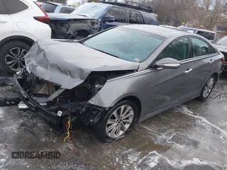 2014 Hyundai Sonata SE with VIN 5NPEC4AC5EH894598, listed as a IAAI auction lot 41242457 with 153,635 mi miles and . Bid and sale history available at DreamBid. Image 17.