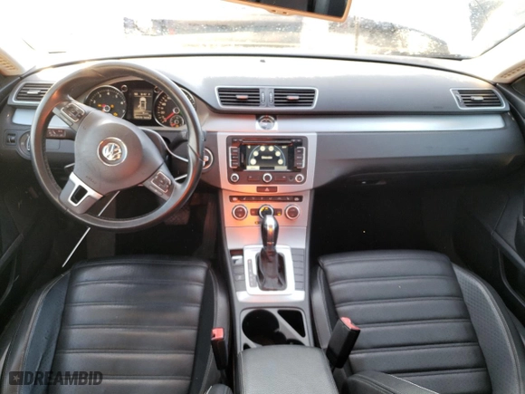 2013 Volkswagen CC Lux with VIN WVWRP7AN3DE548931, listed as a Copart auction lot 44573185 with 192,519 mi miles and Salvage Title. Bid and sale history available at carsss.com. Image 8.