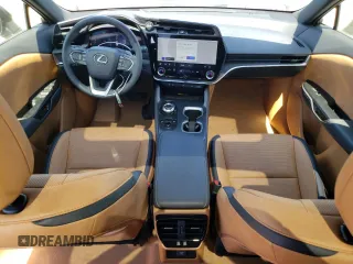 2023 Lexus RZ 450e Premium z VIN JTJAAAAB5PA017059, wystawiony jako Copart lot #48378775 z przebiegiem 11 182 mil mil oraz Szkoda całkowita • Salvage title. Historia ofert i sprzedaży dostępna na DreamBid. Obrazek 8.