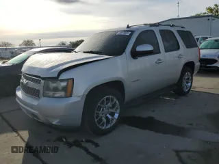 2010 Chevrolet Tahoe LT z VIN 1GNUCBE08AR173184, wystawiony jako Copart lot #49873025 z przebiegiem 154 628 mil mil oraz Szkoda całkowita • Salvage title. Historia ofert i sprzedaży dostępna na DreamBid. Obrazek 1.