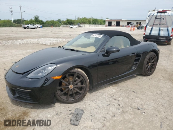 2017 Porsche 718 Boxster z VIN WP0CA2A82HS221853, wystawiony jako Copart lot #64264244 z przebiegiem 31 996 mil mil oraz Szkoda całkowita • Salvage title. Historia ofert i sprzedaży dostępna na DreamBid. Obrazek 1.