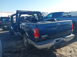 2005 Ford F-250 XL z VIN 1FTNX20555EB77243, wystawiony jako IAAI lot #41095006 z przebiegiem Nie podano mil oraz . Historia ofert i sprzedaży dostępna na DreamBid. Obrazek 3.