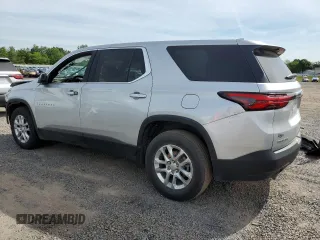 2022 Chevrolet Traverse LS z VIN 1GNERFKW4NJ104788, wystawiony jako Copart lot #58353625 z przebiegiem 84 123 mil mil oraz Czysty tytuł • Clean title. Historia ofert i sprzedaży dostępna na DreamBid. Obrazek 2.