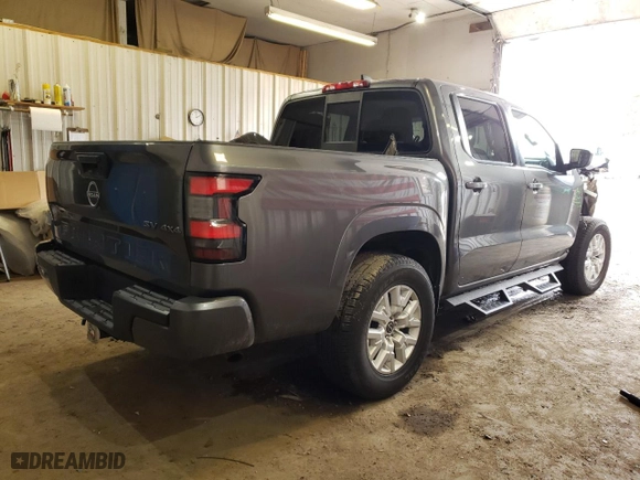 2022 Nissan Frontier PRO-4X with VIN 1N6ED1EK5NN637967, listed as a Copart auction lot 49494875 with 70,713 mi miles and Salvage Title. Bid and sale history available at carsss.com. Image 3.