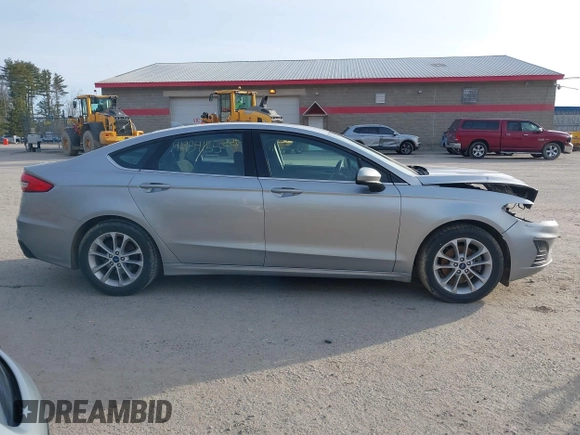 2020 Ford Fusion SE with VIN 3FA6P0HD2LR142227, listed as a IAAI auction lot 41934155 with 51,073 mi miles. Bid and sale history available at carsss.com. Image 13.
