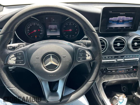 2017 Mercedes-Benz GLC 300 z VIN WDC0G4JB4HV010669, wystawiony jako Copart lot #58984365 z przebiegiem 141 073 mil mil oraz Tytuł czysty. Historia ofert i sprzedaży dostępna na DreamBid. Obrazek 7.