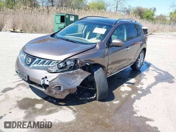 2009 Nissan Murano S with VIN JN8AZ18W19W125600, listed as a IAAI auction lot 42055358 with 66,165 mi miles and . Bid and sale history available at carsss.com. Image 2.