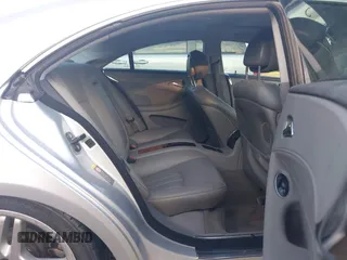2006 Mercedes-Benz CLS-Class with VIN WDDDJ75X76A062548, listed as a IAAI auction lot 40212012 with 117,233 mi miles. Bid and sale history available at carsss.com. Image 8.