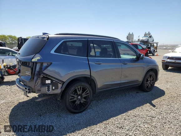 2021 Honda Pilot Special Edition with VIN 5FNYF6H28MB023432, listed as a Copart auction lot 55841035 with 61,203 mi miles and Salvage title. Bid and sale history available at DreamBid. Image 3.