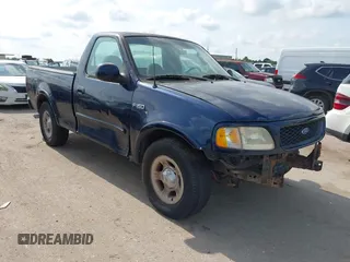 2003 Ford F-150 XL с VIN 2FTRF17273CA55352, выставлен на аукционе IAAI как лот 42408446 с пробегом 113 080 миль миль и . История ставок и продаж доступна на DreamBid. Изображение 1.