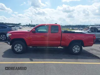 2022 Toyota Tacoma SR with VIN 3TYSX5EN1NT014391, listed as a IAAI auction lot 42470136 with 31,720 mi miles and . Bid and sale history available at DreamBid. Image 15.