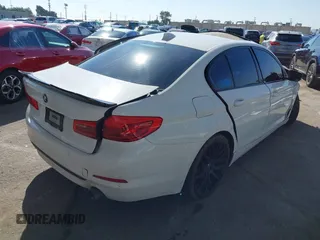 2020 BMW 5 Series 530i with VIN WBAJR3C06LCD03729, listed as a IAAI auction lot 41592367 with Not Provided miles and . Bid and sale history available at DreamBid. Image 4.
