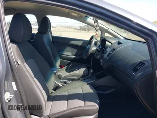 2015 Kia Forte LX with VIN KNAFX4A61F5354649, listed as a IAAI auction lot 42040586 with 113,436 mi miles. Bid and sale history available at carsss.com. Image 5.