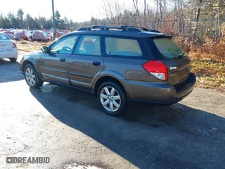 2008 Subaru Outback (Natl) i with VIN 4S4BP61C387312909, listed as a IAAI auction lot 41218130 with 214,045 mi miles. Bid and sale history available at carsss.com. Image 3.