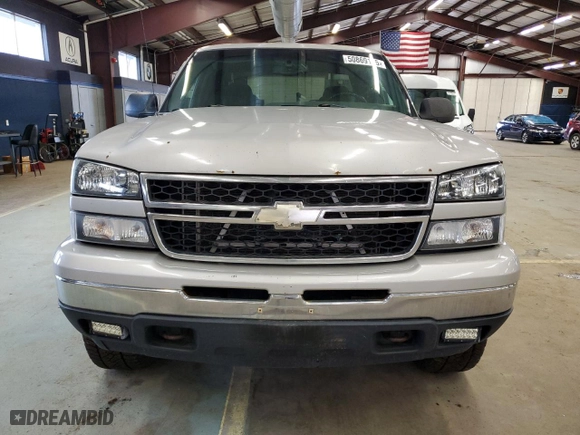 2006 Chevrolet Silverado 1500 LT1 with VIN 1GCEK19B56Z192093, listed as a Copart auction lot 50869125 with 325,497 mi miles and Clean Title. Bid and sale history available at carsss.com. Image 5.