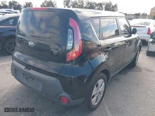 2015 Kia Soul with VIN KNDJN2A28F7169376, listed as a IAAI auction lot 41910666 with 133,869 mi miles. Bid and sale history available at carsss.com. Image 4.