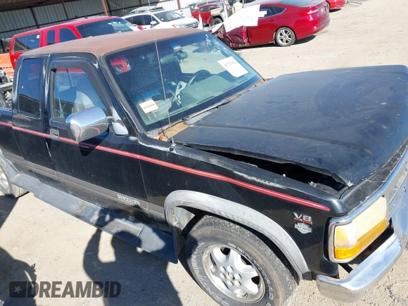 1994 Dodge Dakota z VIN 1B7GL23Y3RS666631, wystawiony jako IAAI lot #41767014 z przebiegiem 236 956 mil mil oraz . Historia ofert i sprzedaży dostępna na DreamBid. Obrazek 13.
