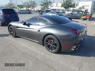 2010 Ferrari California с VIN ZFF65LJA7A0168421, выставлен на аукционе IAAI как лот 42178913 с пробегом Не указан миль и . История ставок и продаж доступна на DreamBid. Изображение 3.