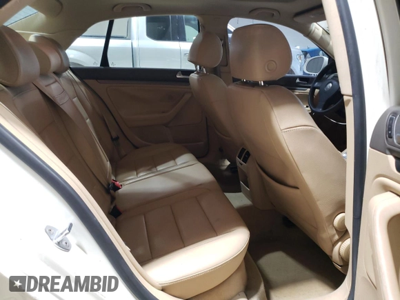 2006 Volkswagen Jetta 2.5L with VIN 3VWSF71K56M621057, listed as a Copart auction lot 45646075 with 198,098 mi miles and Salvage title. Bid and sale history available at DreamBid. Image 10.