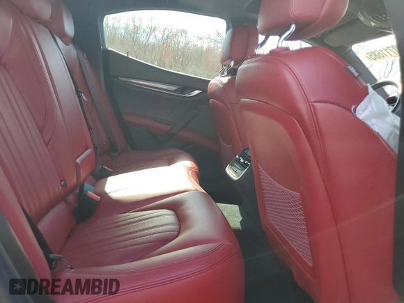 2019 Maserati Ghibli S Q4 z VIN ZAM57YTA8K1328392, wystawiony jako Copart lot #50711685 z przebiegiem 56 609 mil mil oraz Szkoda całkowita • Salvage title. Historia ofert i sprzedaży dostępna na DreamBid. Obrazek 10.