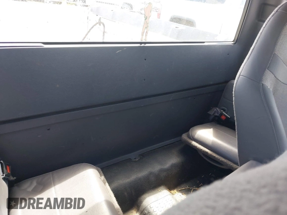 2001 Ford Ranger XL with VIN 1FTYR14V01PB01763, listed as a IAAI auction lot 42200132 with 202,457 mi miles and . Bid and sale history available at DreamBid. Image 8.