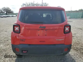 2020 Jeep Renegade Trailhawk with VIN ZACNJBC19LPL45977, listed as a Copart auction lot 50263085 with 104,709 mi miles and Non repairable. Bid and sale history available at DreamBid. Image 6.