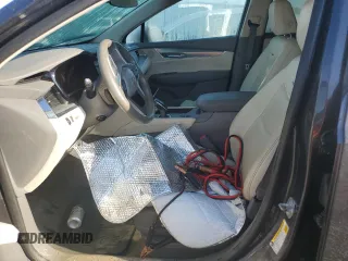 2017 Cadillac XT5 Luxury AWD z VIN 1GYKNDRSXHZ267282, wystawiony jako Copart lot #82061694 z przebiegiem Nie podano mil oraz Szkoda całkowita • Salvage title. Historia ofert i sprzedaży dostępna na DreamBid. Obrazek 7.