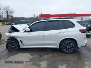 2020 BMW X5 xDrive40i with VIN 5UXCR6C08L9D07645, listed as a IAAI auction lot 41757971 with 87,157 mi miles. Bid and sale history available at carsss.com. Image 15.