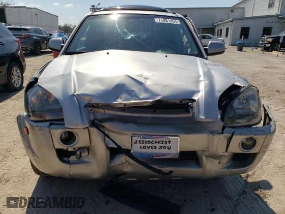 2006 Hyundai Tucson GLS with VIN KM8JN12DX6U393837, listed as a Copart auction lot 75961954 with 215,906 mi miles and Salvage Title. Bid and sale history available at carsss.com. Image 5.