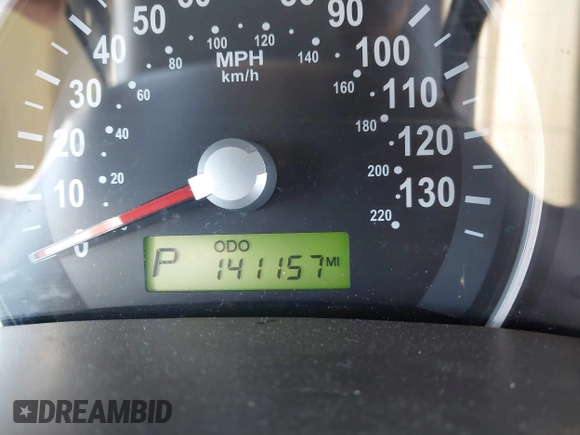 2008 Kia Sedona LX with VIN KNDMB233586245771, listed as a IAAI auction lot 41779801 with 141,157 mi miles. Bid and sale history available at carsss.com. Image 12.