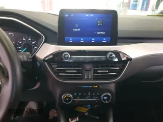 2020 Ford Escape SE with VIN 1FMCU9G69LUA97708, listed as a IAAI auction lot 42624966 with 74,975 mi miles and . Bid and sale history available at DreamBid. Image 19.