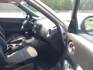 2011 Nissan Juke SV with VIN JN8AF5MRXBT017001, listed as a IAAI auction lot 42151761 with 199,792 mi miles and . Bid and sale history available at carsss.com. Image 5.