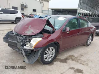 2012 Nissan Altima 2.5 S with VIN 1N4AL2AP0CC131912, listed as a IAAI auction lot 41639402 with 200,608 mi miles. Bid and sale history available at carsss.com. Image 2.
