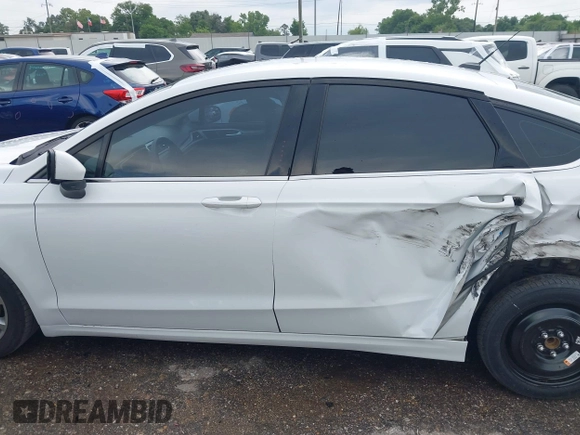 2017 Ford Fusion SE с VIN 3FA6P0H76HR321873, выставлен на аукционе IAAI как лот 42148912 с пробегом 154 525 миль миль и . История ставок и продаж доступна на DreamBid. Изображение 14.