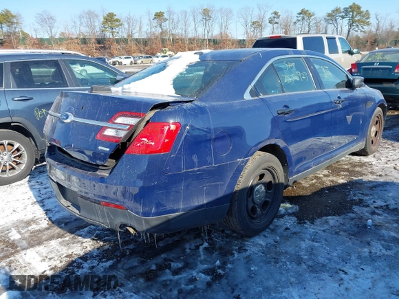 2017 Ford Police Interceptor с VIN 1FAHP2MT3HG126635, выставлен на аукционе IAAI как лот 41425901 с пробегом Не указан миль и . История ставок и продаж доступна на DreamBid. Изображение 4.
