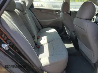 2013 Hyundai Sonata GLS z VIN 5NPEB4AC7DH655359, wystawiony jako Copart lot #60199635 z przebiegiem 142 417 mil mil oraz Czysty tytuł • Clean title. Historia ofert i sprzedaży dostępna na DreamBid. Obrazek 11.