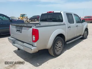 2015 Nissan Frontier SL with VIN 1N6AD0ER5FN768808, listed as a IAAI auction lot 42257992 with 151,852 mi miles and . Bid and sale history available at DreamBid. Image 4.