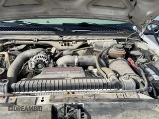 2005 Ford F-250 XL with VIN 1FTSW20P65EA81905, listed as a Copart auction lot 85047324 with 361,841 mi miles and Clean Title. Bid and sale history available at DreamBid. Image 7.