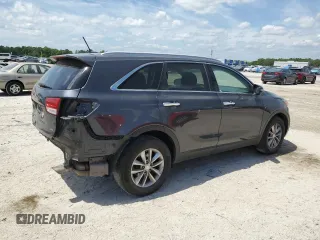 2018 Kia Sorento LX V6 with VIN 5XYPG4A56JG389783, listed as a Copart auction lot 52725595 with 149,417 mi miles and Salvage Title. Bid and sale history available at carsss.com. Image 3.